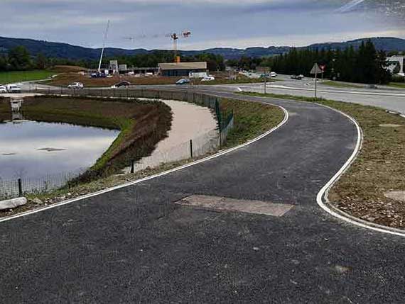 Piste cyclable entre Poisy et Gillon