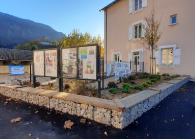 Déminéralisation de la cour des écoles primaire et maternelle du Bourg